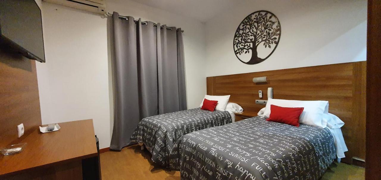 Hostal San Francisco Cádiz Buitenkant foto