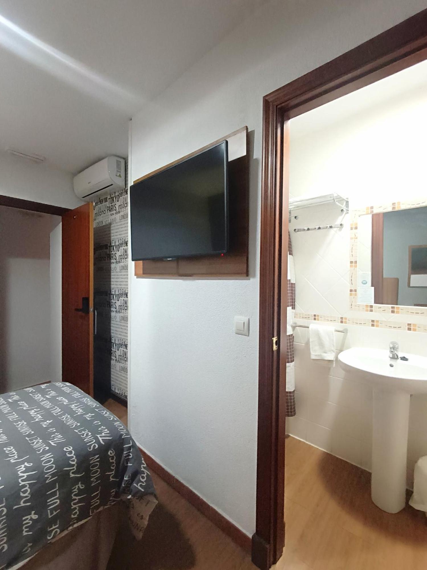 Hostal San Francisco Cádiz Buitenkant foto